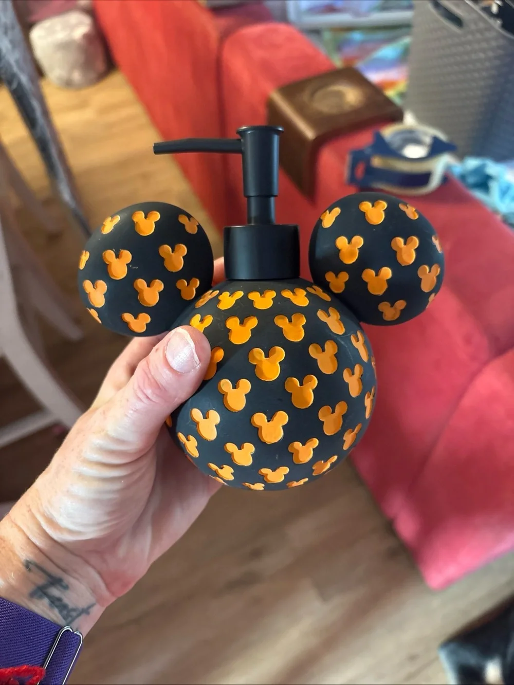 Disney 🎃 brand